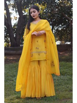 Mangalmay By Aastha - Women Cotton Floral Kurti with Sharara and Dupatta