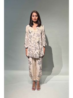 Rukinder Kumar - Women Crepe Embroidered Kurta and Pant