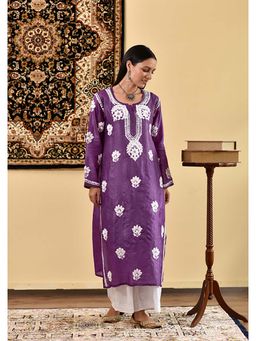 House of Chikankari - Women Silk Embroidered Kurta and Pant