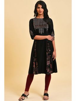 W - Black Embroidered Kurta & Tight (Set of 2)