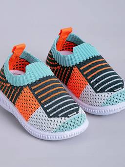 Hopscotch - Textured Sneakers