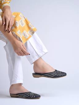 Shoetopia - Black Casual Lightweight Everyday Mules Flat