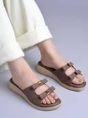 Brown color option