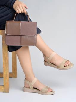 Shoetopia - Beige Cross-Strap Comfort Sandals - Lightweight
