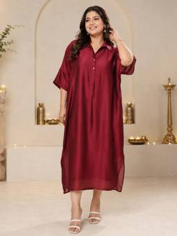 Qurvii - Women Maroon Solid/Plain Silk Blend Dress