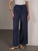 Navy Blue color option, Currently selected