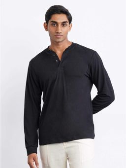 Cove and Lane - Bamboo Cotton Henley Neck T-shirt - Black