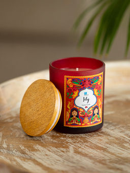 ExclusiveLane - Lily Handmade Wax Jar Scented Candle (40 Hours Burn Time, Reusable Jar)