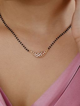 Mia by Tanishq - Woven Waves Gold and Diamond Mangalsutra