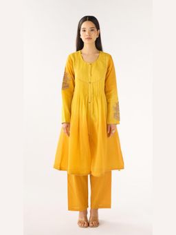 Basanti Kapde aur Koffee - Yellow Chanderi Embroidered Kurta with Pant
