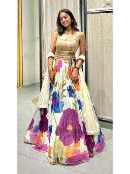 Basanti Kapde aur Koffee - Ivory Lumina Garden Lehenga And Stitched Blouse With Dupatta