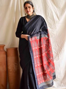 Sundarii - Female Black Pure Cotton Woven Saree without Blouse