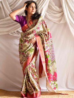 Sundarii - Nirvana Kalamkari Printed Bangalore Silk Nizam Border Saree without Blouse