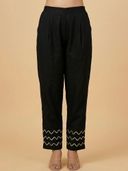 Black color option, Sold out, Currently selected