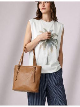 Twenty Dresses by Nykaa Fashion - Tan Structured Shoulder Bag with Pouch (L)