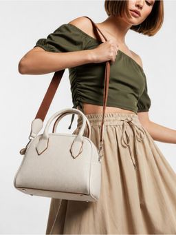 Twenty Dresses by Nykaa Fashion - White Textured Handheld Bag with Detachable Straps (L)