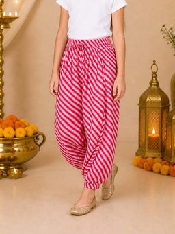 KiddoPanti - Girls Pink Cotton Leheriya Printed Jodhpuri Pant