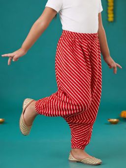 KiddoPanti - Girls Red Cotton Leheriya Printed Jodhpuri Pant