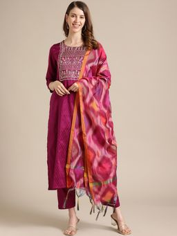 Varanga - Women Magenta Printed Kurta with Pant & Dupatta (Set of 3)