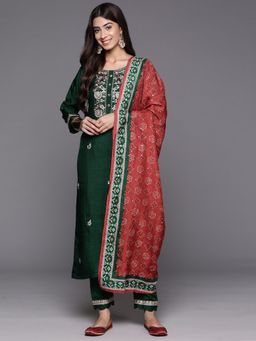 Varanga - Women Green Embroidered Kurta with Pant & Dupatta (Set of 3)