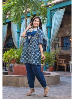 Varanga - Women Blue Printed Kurti with Salwar & Dupatta (Set of 3)