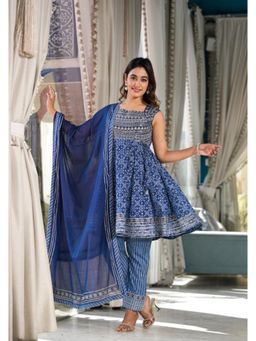 Varanga - Women Blue Printed Kurti with Pant & Dupatta (Set of 3)