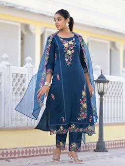 Varanga - Women Pakistani Navy Blue Embroidered Kurta With Pant & Dupatta (Set Of 3)