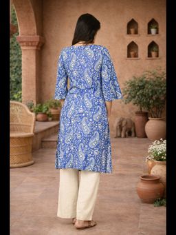 Stree Basics - Women Blue Paisley Printed Kurti