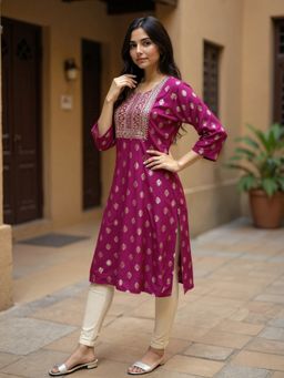 Rangita - Women Purple Embroidered Straight Calf Length Kurta