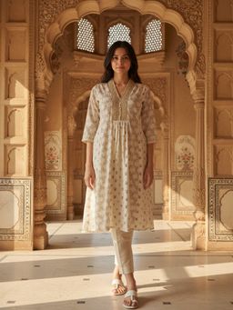 Rangita - Women White Flared Kurta
