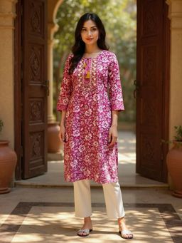 Rangita - Women Pink Cotton Straight Kurta