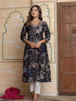 Rangita - Women Black Straight Calf Length Kurta