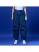 Navy Blue color option, Currently selected