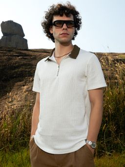 Campus Sutra - Mens Cream White Oblique-Block Polo T-Shirt