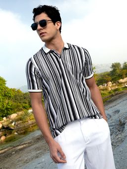 Campus Sutra - Mens Cream White and Midnight Black Multitrack Knit Polo T-Shirt