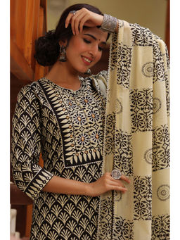 PIROH - Womens Floral Print Kurta Pant Dupatta Set (Set of 3)