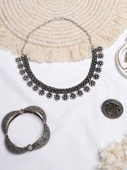 Teejh - by Joker and Witch Mrinmayi Silver Oxidised Jewelry Gift Set