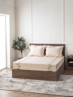 SANSAAR A D'DECOR BRAND LIVE CONSCIOUSLY - Set Er 103-Garland-Cream Pink Bedsheet King