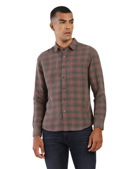 Levi's - Men Collar Neck Multicolor Checks Shirt (S)