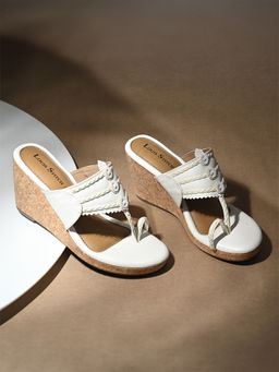 Louis Stitch - Women White Toe Ring Wedges