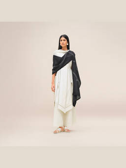 AMPM - Women Black Avis Scarf