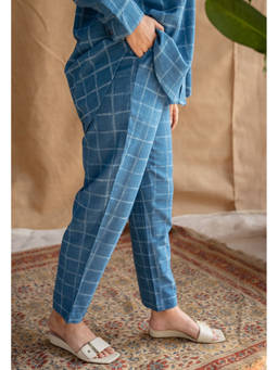 The Indian Ethnic Co. - Atifa Indigo Dabu Slub Cotton Straight Pant
