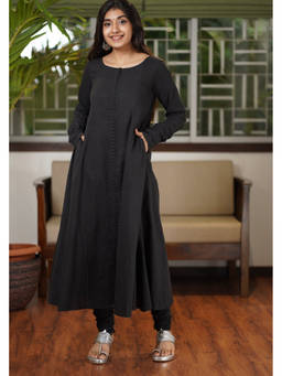 The Indian Ethnic Co. - Nisha Black Mul Cotton Chudidar