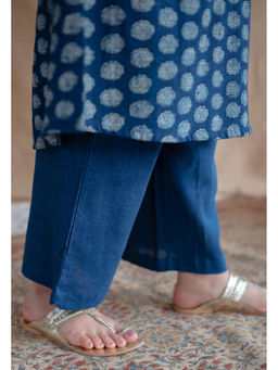 The Indian Ethnic Co. - Navy Blue Rahie Slub Cotton Straight Pant