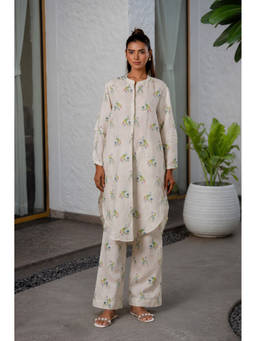 Zebein - Women Off White Linen Narrow Pants