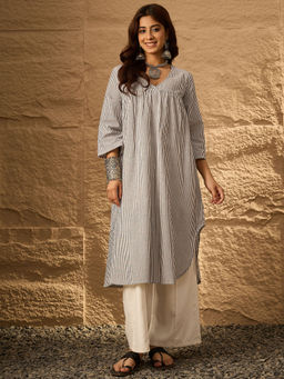 InWeave - Black Stripes Loose Fit Kurta