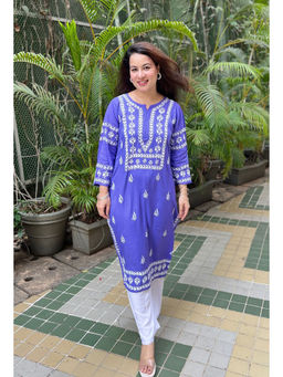 RANGREZA ETHNIC - Lavender Embroidered Straight Fit Kurta