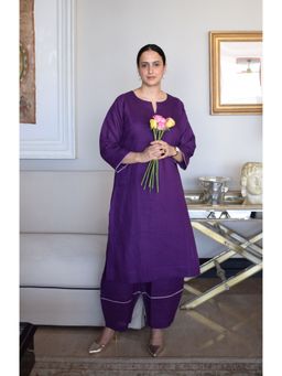 HOUSE OF MOXA - Purple Linen Straight Fit Panelled Kurta with Pant (Set of 2)