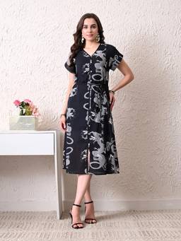 Ikonic Klaer - Women Black And White Dragon Print V Neck Button Down Midi Dress