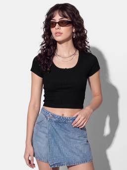 max - Black Women Solid Crop Top